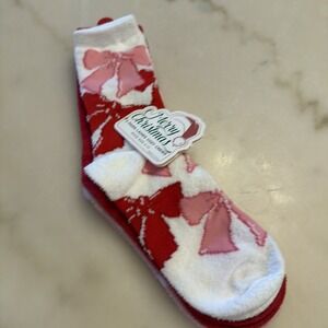 NWT 3 Pack of Legwear Fuzzy Cozy Women's Christmas Socks Bows Red Pink White